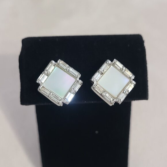 Striking Art Deco Inspired Screw Back Earrings - Picture 1 of 7